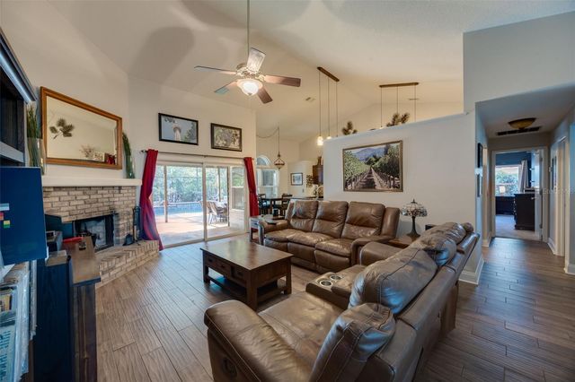 2113 MARTINGALE PLACE, Oviedo, FL 32765