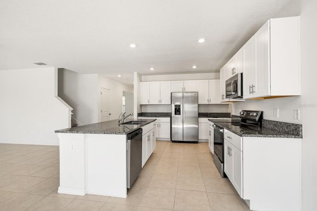 2881 SILVER SCALLOP LOOP, Wimauma, FL 33598