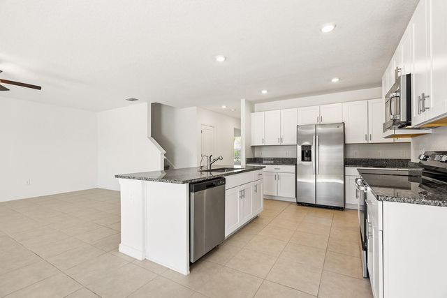 2881 SILVER SCALLOP LOOP, Wimauma, FL 33598