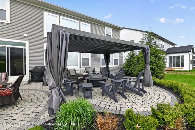 2944 Medinah Drive, Okemos, MI 48864