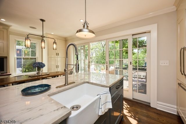 15 North Ter, Maplewood Twp., NJ 07040