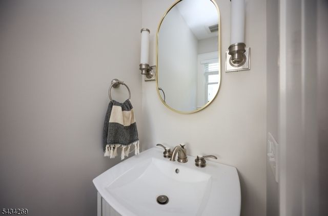 15 North Ter, Maplewood Twp., NJ 07040