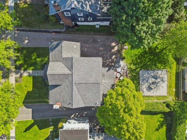 15 North Ter, Maplewood Twp., NJ 07040