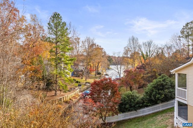 802 JEFFERSON DR, Palmyra, VA 22963