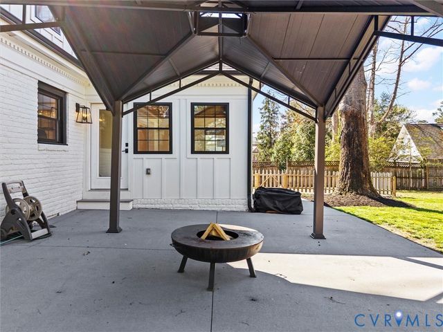 200 N Ridge Rd, Henrico, VA 23229