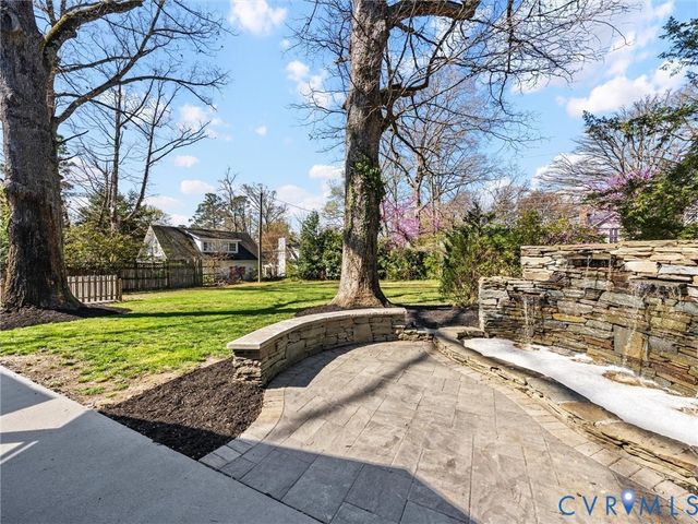 200 N Ridge Rd, Henrico, VA 23229