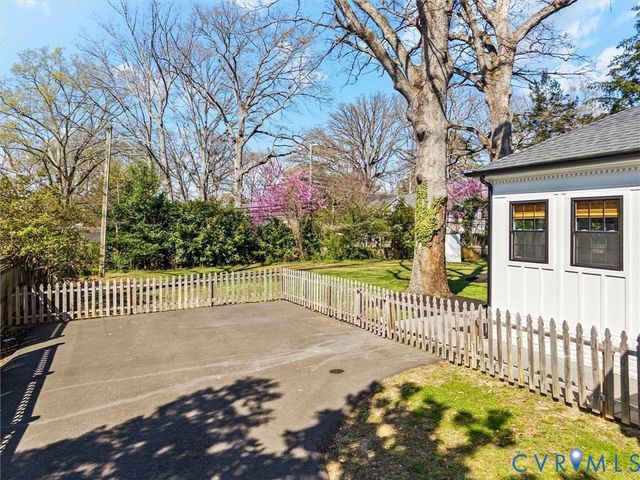 200 N Ridge Rd, Henrico, VA 23229