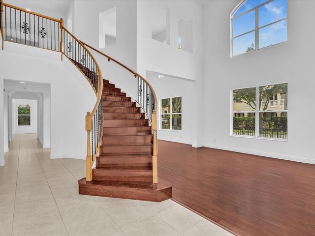 9286 Nugent Trail, West Palm Beach, FL 33411