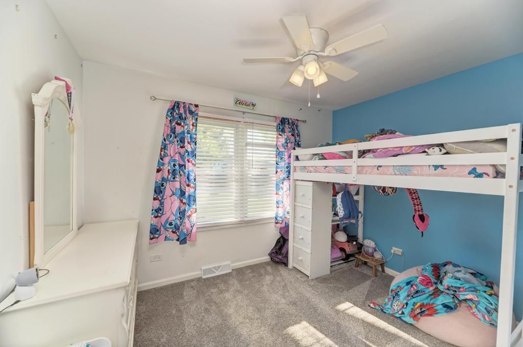 Image 14 of property listing at 16765 Haven Avenue, Orland Hills, IL 60487