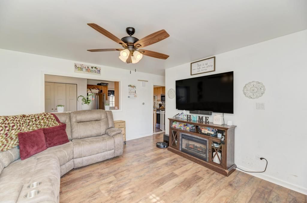 Image 5 of property listing at 16765 Haven Avenue, Orland Hills, IL 60487
