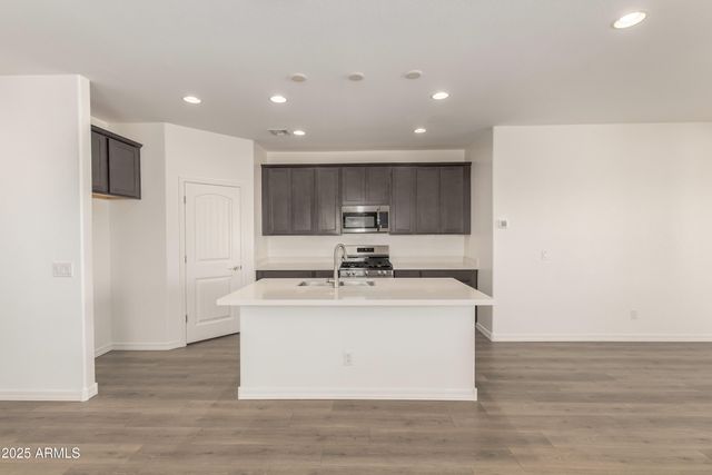 39970 W PLACONE Lane, Maricopa, AZ 85138