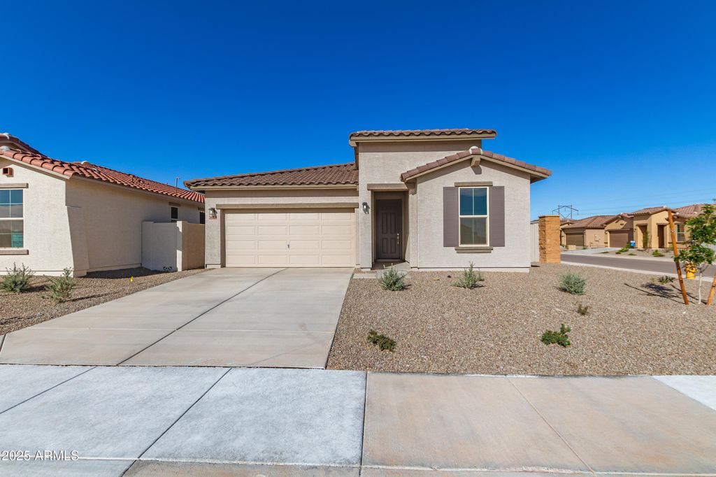39970 W PLACONE Lane, Maricopa, AZ 85138