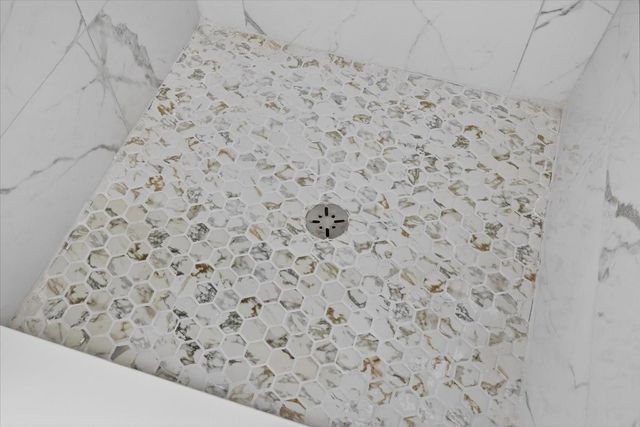 902 MARSHALL STREET, Clearwater, FL 33755