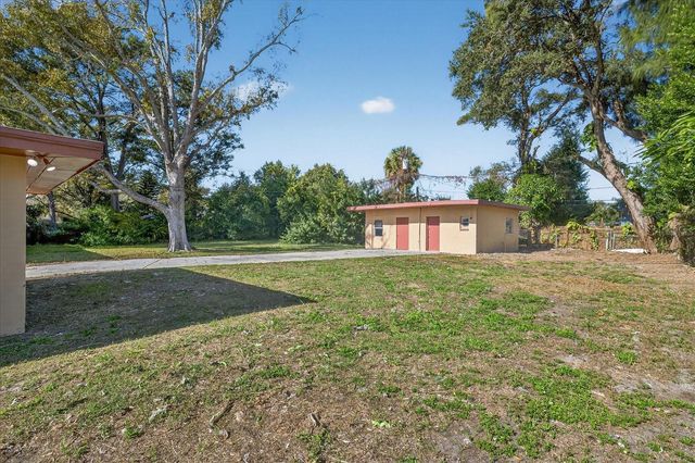 902 MARSHALL STREET, Clearwater, FL 33755