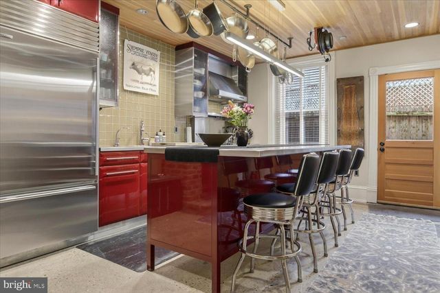 116 11TH ST NE, Washington, DC 20002