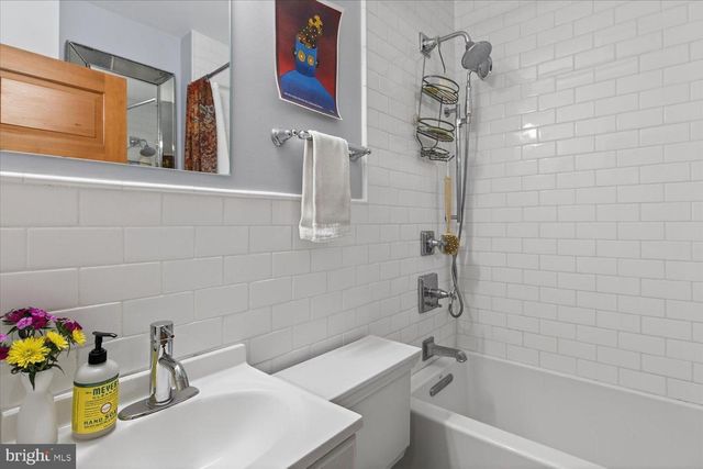 116 11TH ST NE, Washington, DC 20002