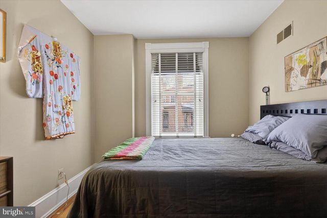 116 11TH ST NE, Washington, DC 20002