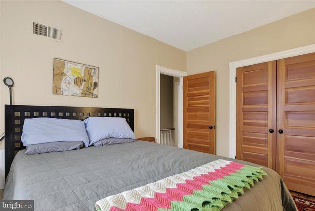 116 11TH ST NE, Washington, DC 20002