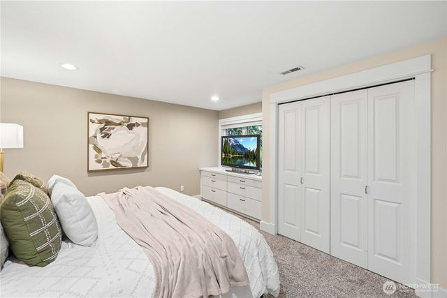 25108 234th Avenue SE, Maple Valley, WA 98038