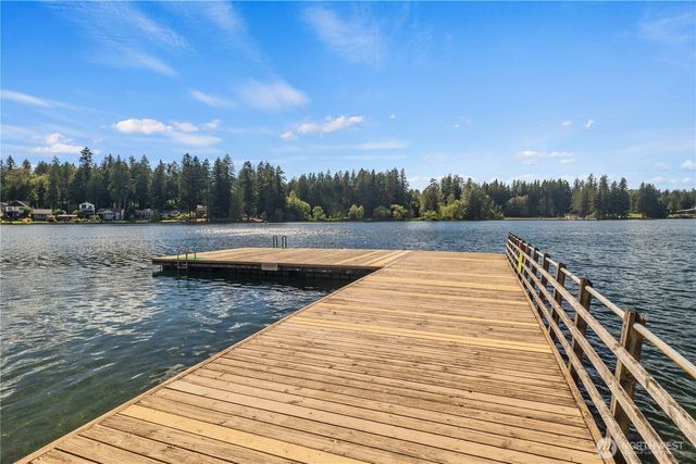 25108 234th Avenue SE, Maple Valley, WA 98038