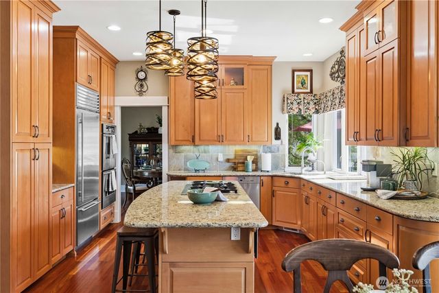 25108 234th Avenue SE, Maple Valley, WA 98038