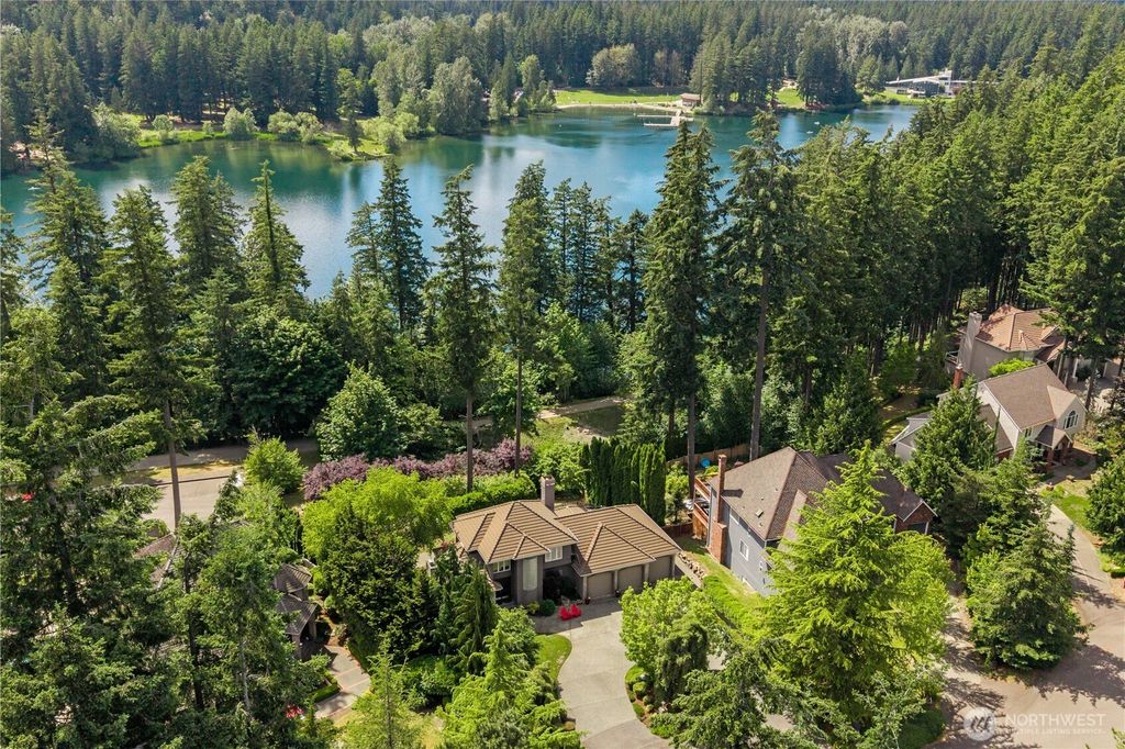 25108 234th Avenue SE, Maple Valley, WA 98038
