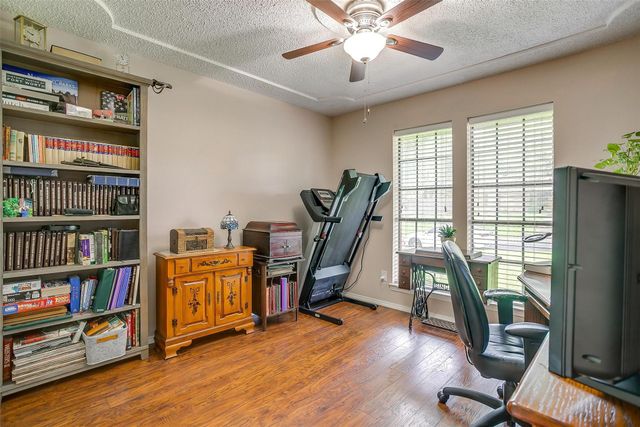 225 Timber Ridge Drive, Burleson, TX 76028