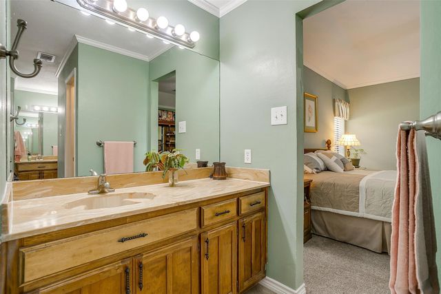 225 Timber Ridge Drive, Burleson, TX 76028