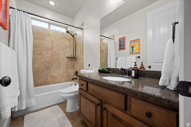 5809 S BLUE FLAX LN, Salt Lake City, UT 84121