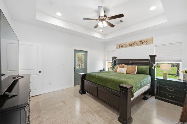 526 E Greenbriar, Granite Shoals, TX 78654