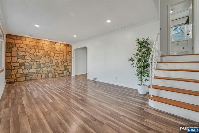 110 Somers Avenue, Bergenfield, NJ 07621