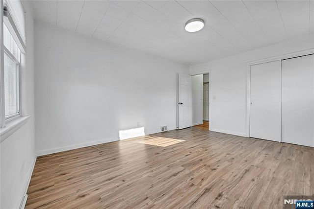 110 Somers Avenue, Bergenfield, NJ 07621