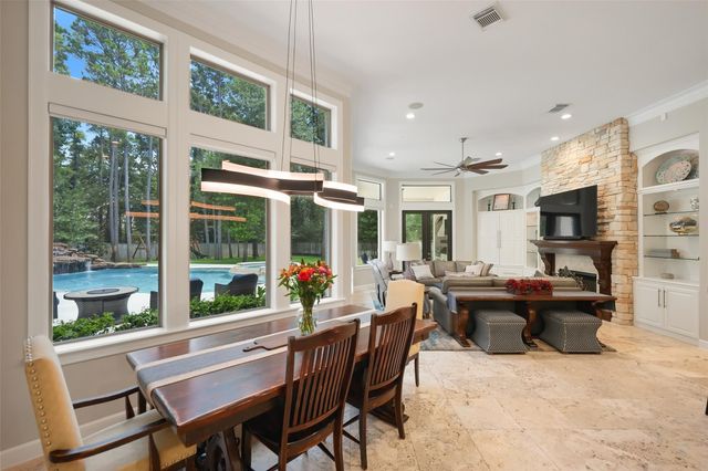 19 Harmony Links Place, The Woodlands, TX 77382