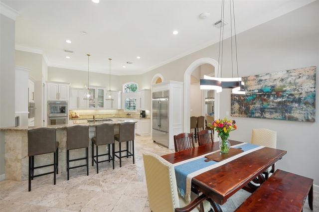 19 Harmony Links Place, The Woodlands, TX 77382