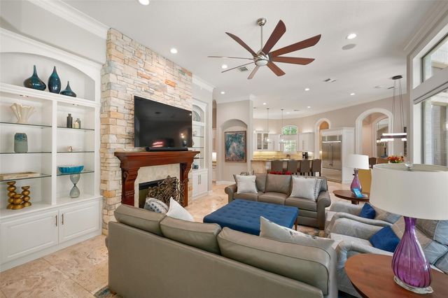 19 Harmony Links Place, The Woodlands, TX 77382