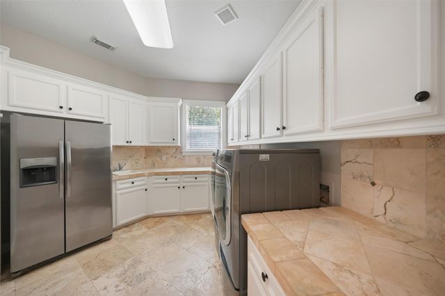 19 Harmony Links Place, The Woodlands, TX 77382