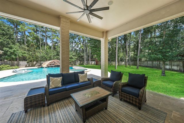 19 Harmony Links Place, The Woodlands, TX 77382