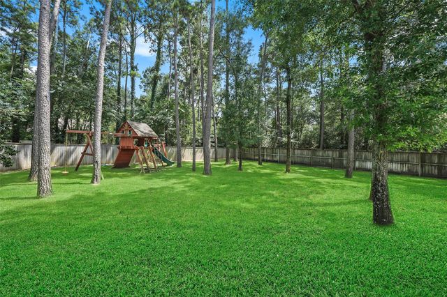 19 Harmony Links Place, The Woodlands, TX 77382