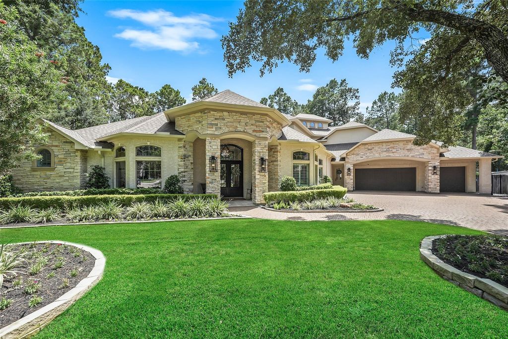 19 Harmony Links Place, The Woodlands, TX 77382