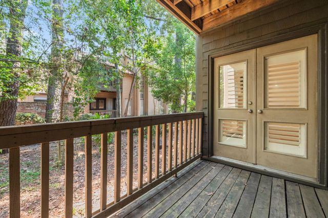 294 Sugarberry Circle, Houston, TX 77024