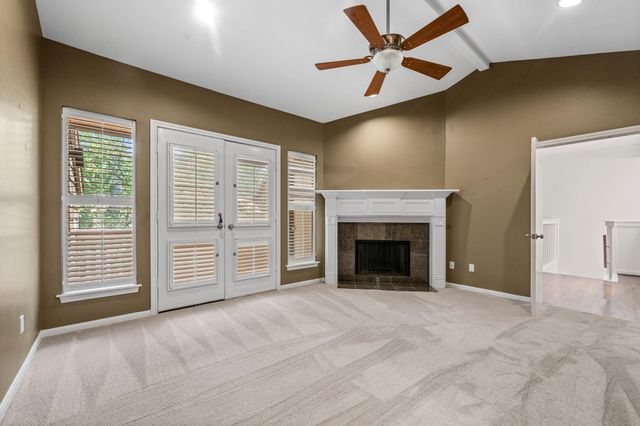 294 Sugarberry Circle, Houston, TX 77024