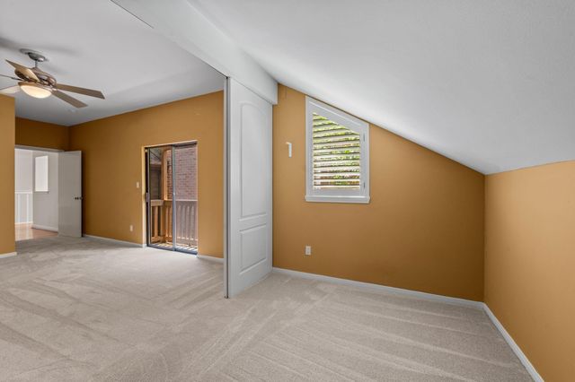 294 Sugarberry Circle, Houston, TX 77024