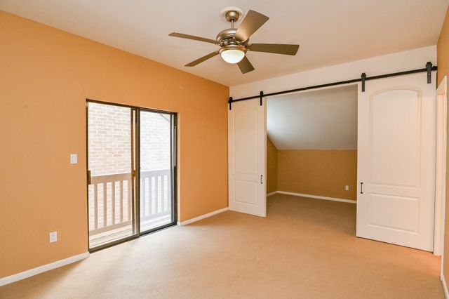 294 Sugarberry Circle, Houston, TX 77024