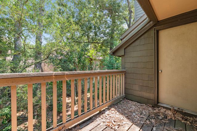 294 Sugarberry Circle, Houston, TX 77024