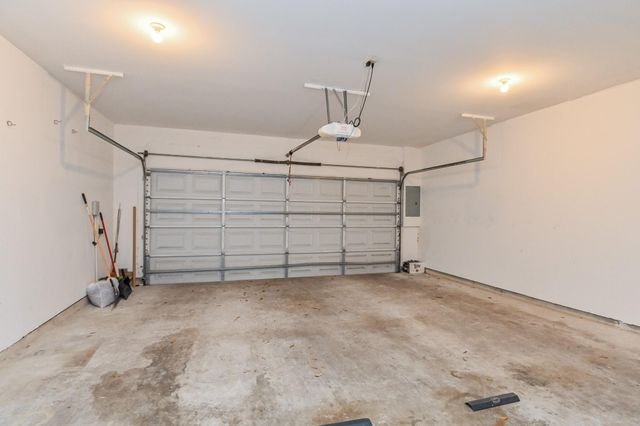 294 Sugarberry Circle, Houston, TX 77024