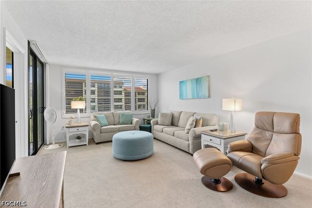 979 E Gulf DR D-462, Sanibel, FL 33957