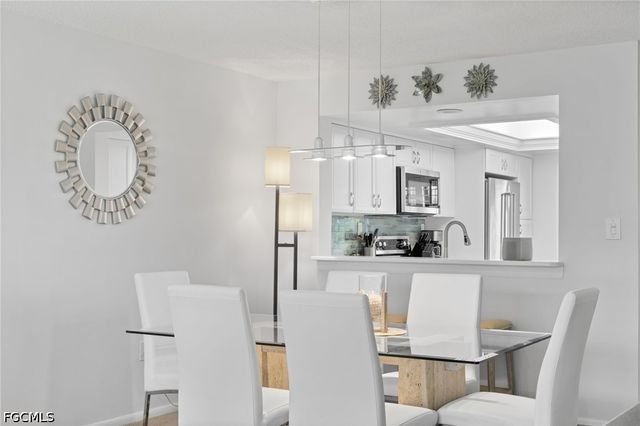 979 E Gulf DR D-462, Sanibel, FL 33957