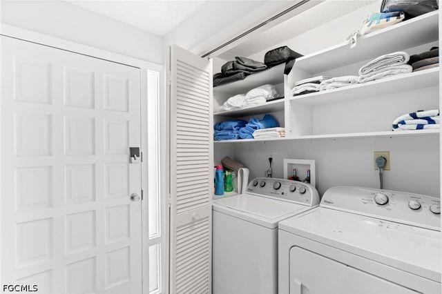 979 E Gulf DR D-462, Sanibel, FL 33957