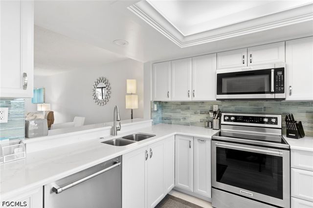 979 E Gulf DR D-462, Sanibel, FL 33957