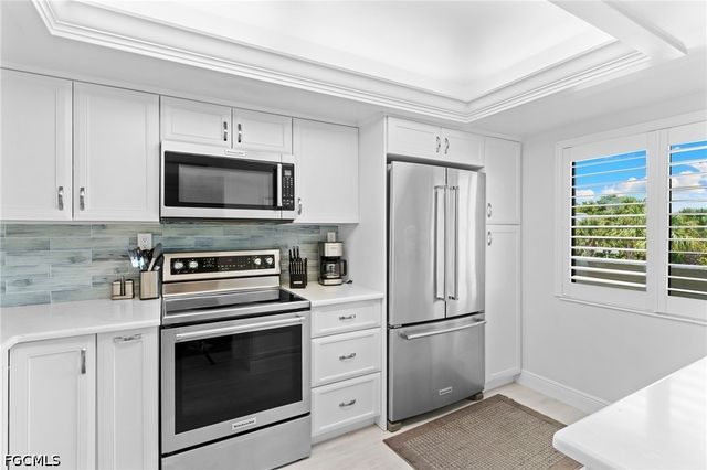 979 E Gulf DR D-462, Sanibel, FL 33957